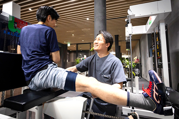整形外科ライファート 体の硬さは動き方の癖が原因かも 一対一で行うリハビリテーション