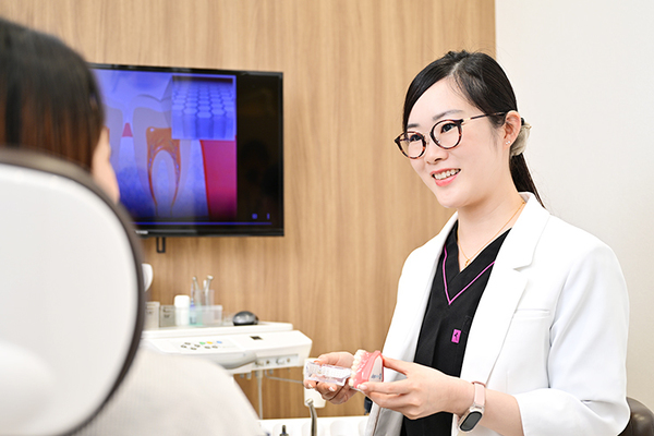 しのざきエキ歯科 痛みが少なく、目立ちにくい マウスピース型装置を用いた矯正