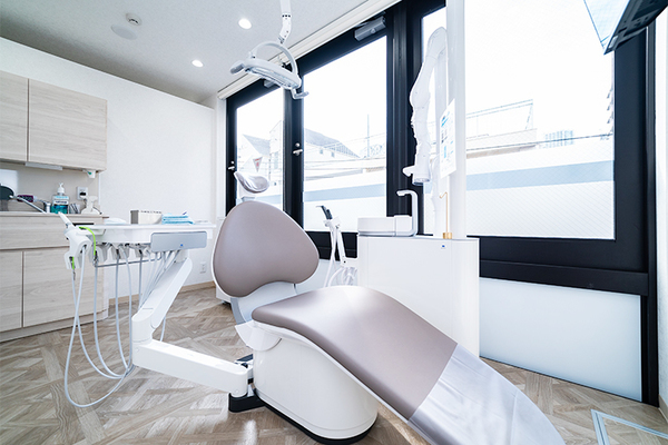 曙橋やまかわ歯科クリニック 虫歯の再発リスクや歯科金属アレルギーに配慮 セラミック治療