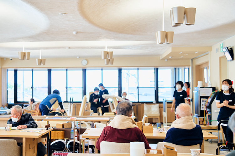 医療法人 原内科循環器科クリニック 医療と介護をつなぐ新しい形へ 心まで支えるぬくもりのデイケア