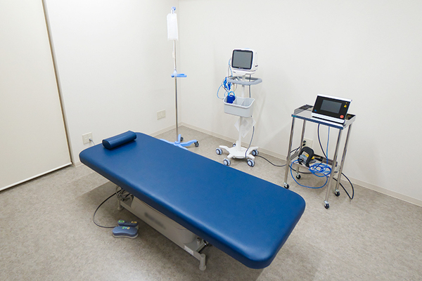 たまる循環器内科・静脈瘤クリニック 下肢静脈瘤かなと思ったら相談を 保存治療から日帰り手術も実施