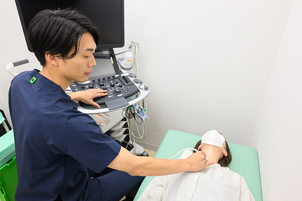 にしな内科 発汗・動悸の原因は甲状腺かも 気になる症状は内分泌専門の医院へ