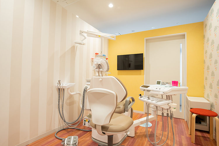 ヤーマン歯科矯正歯科クリニック 永久歯に生え替わる前に行う マウスピース型装置による小児矯正