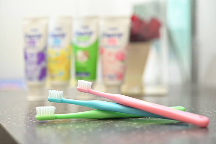 あいあーる歯科目黒駅医院 虫歯だらけにならないためには 2歳までのケアがポイント