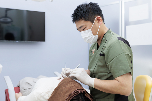 八千代緑が丘駅TaCファミリー歯科 親知らずは痛みも少なく抜歯可能 できれば30代までに抜く検討を