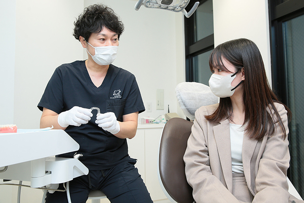 尼崎N’s歯科口腔クリニック 幅広い世代と症例に適用 マウスピース型装置を用いた矯正
