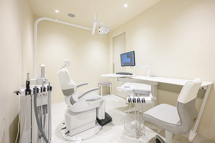 十三駅前歯科・矯正歯科 装置の特性を検討して選ぶ ライフステージに合った歯列矯正