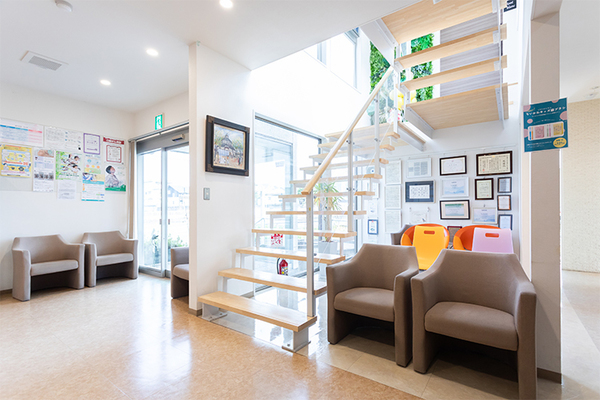 オカダデンタルオフィス 生活習慣へのアプローチを通じて 口と歯の健康を未来まで守る