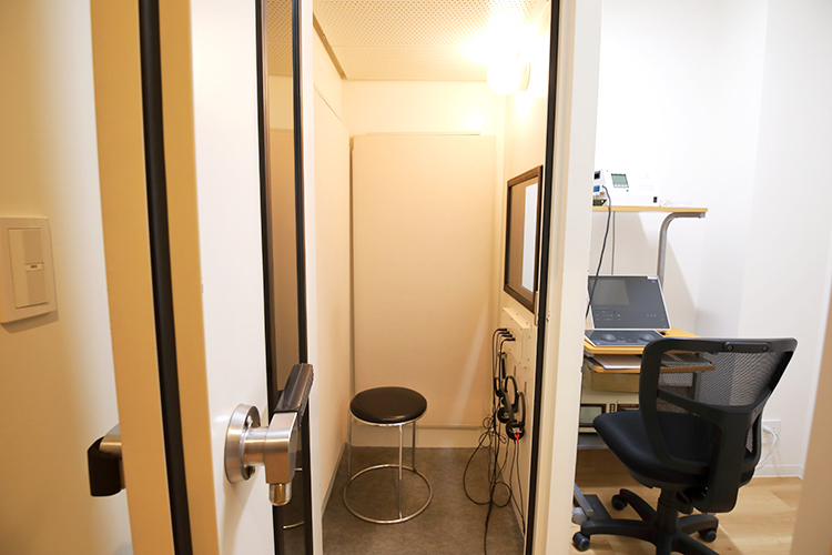 神谷耳鼻咽喉科医院 患者に合わせて丁寧な調整を行い 使い心地に優れた補聴器を提供