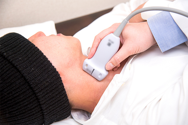 なんば内科クリニック 外来から訪問診療まで緩和ケアで 肉体的・精神的に患者をサポート