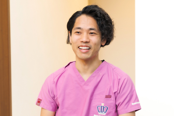 クラウン歯科名古屋中村院 人生のステージに合わせた予防により 自分と家族の健康を守る