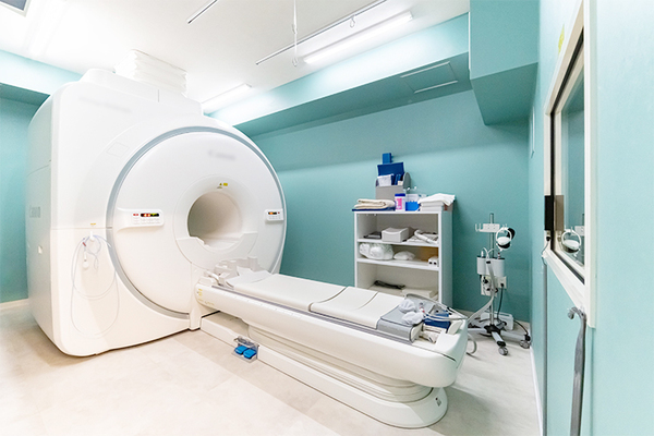 柏脳神経外科クリニック 気になる頭痛やしびれ 不安をなくすためにMRI・CTで検査を