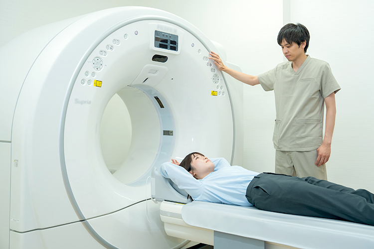 旭街道にしかわ内科クリニック 症状の原因を見極める 先進的な64列CTでの検査