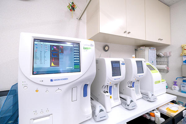 芦名医院 必要な検査を適切に見極め診断へ 迅速かつ効率的な治療の進め方