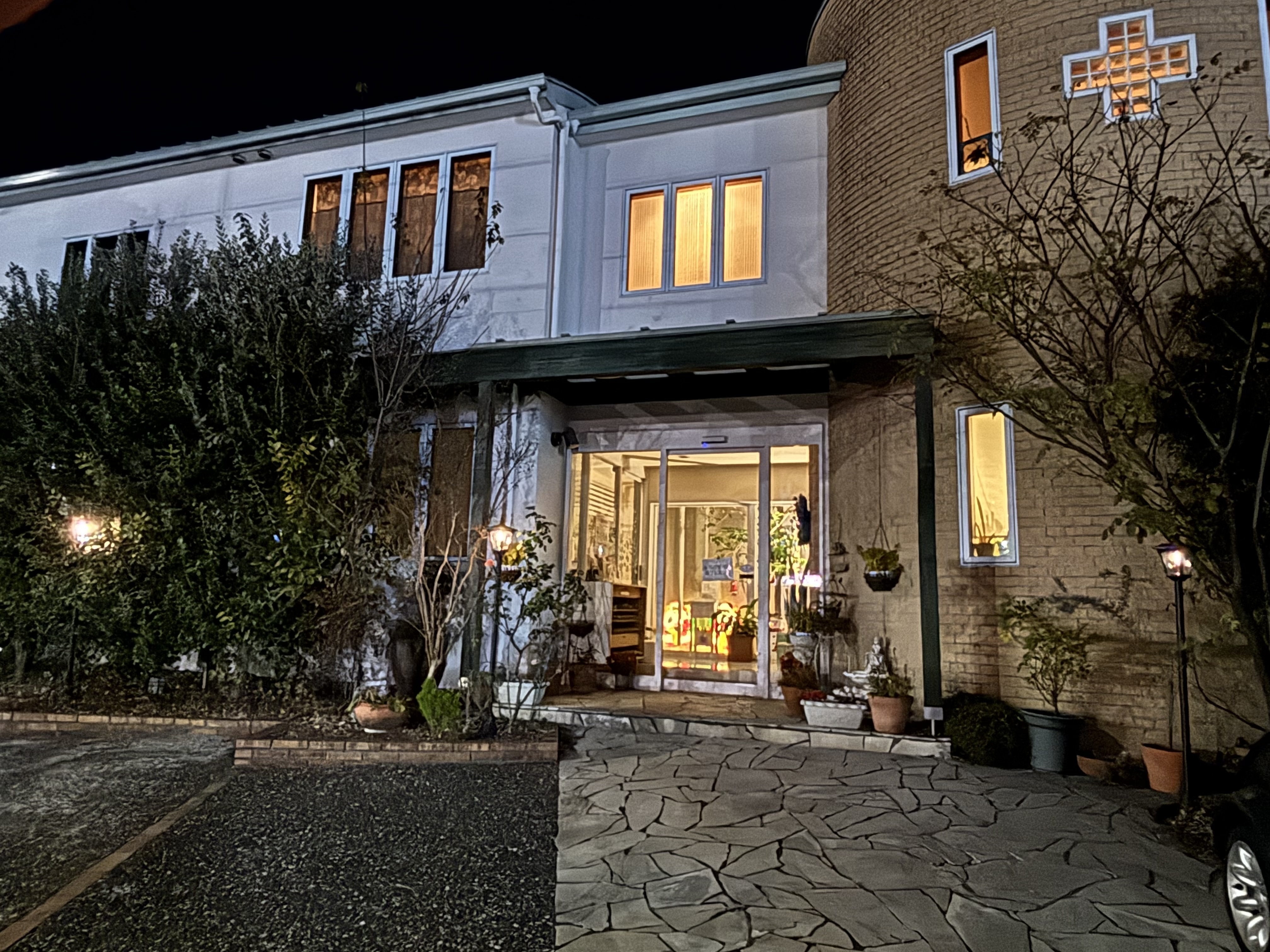 ホワイトレディースクリニック お知らせ１